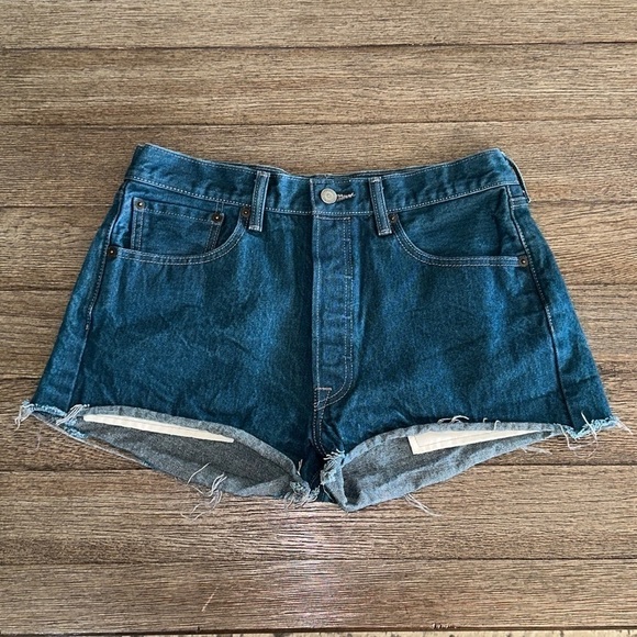 Levi’s White Oak Cone Denim Diy Cutoff Shorts - Picture 1 of 11
